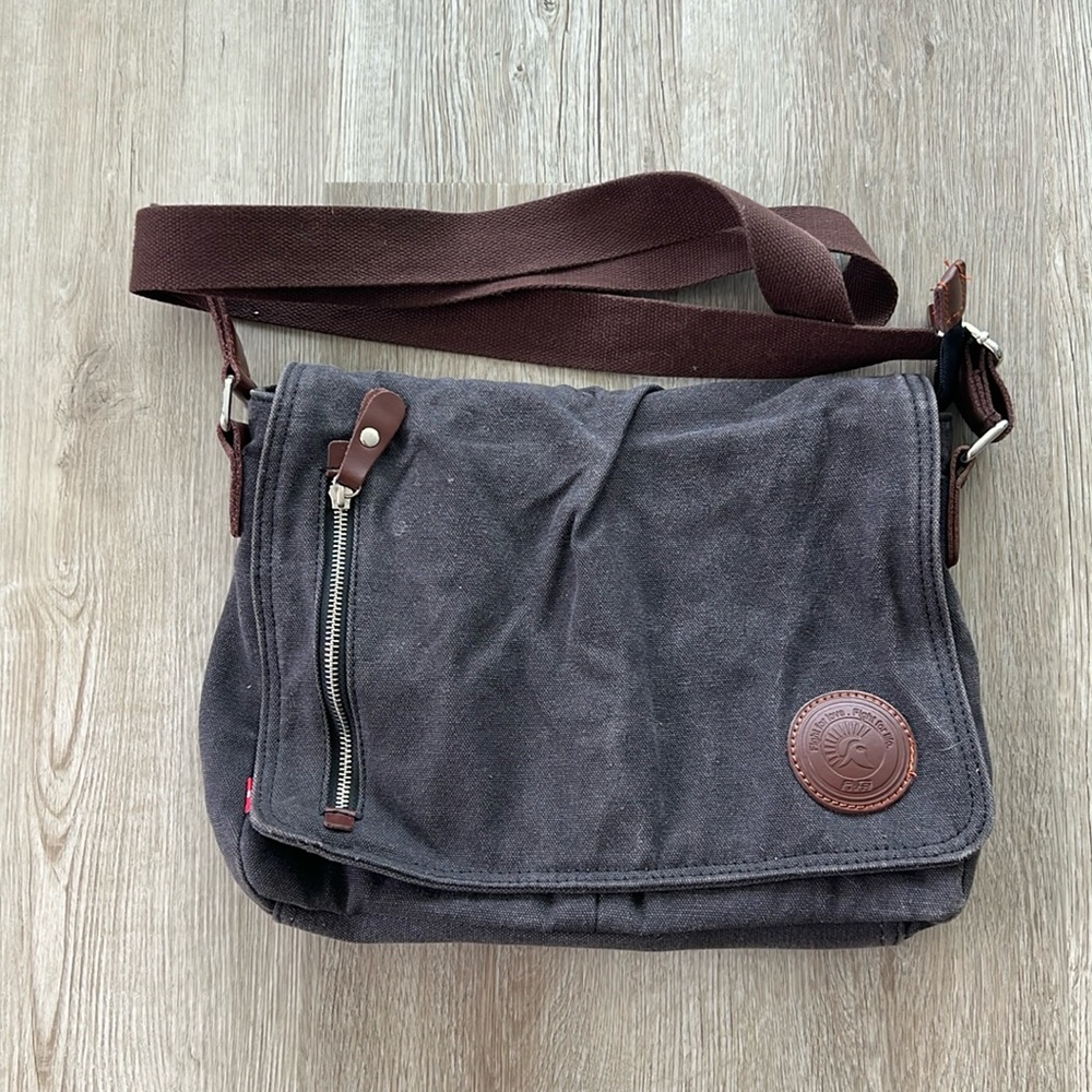 Men’s Canvas Laptop Bag